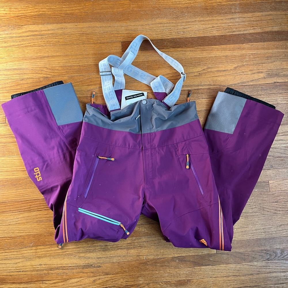 ⛷️NWT Stio Women’s Environ Bibs Violet Twilight size Small Short
